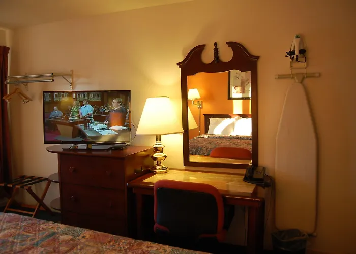 Inn By Oyo Canton